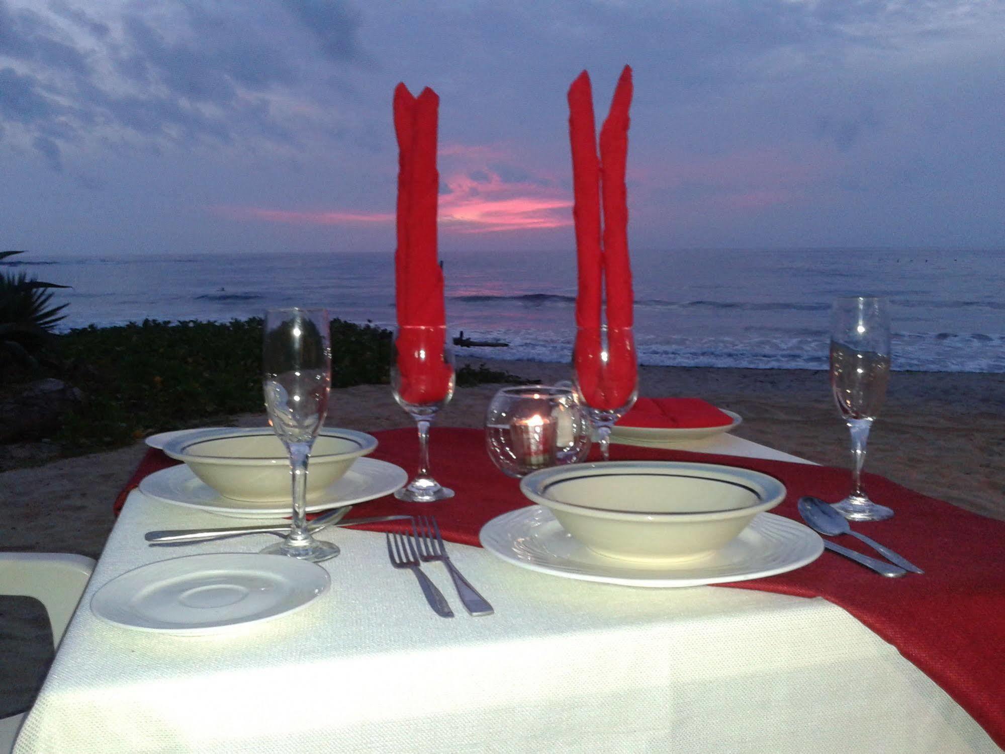טרונקונס Tronco Bay Inn Resort מראה חיצוני תמונה